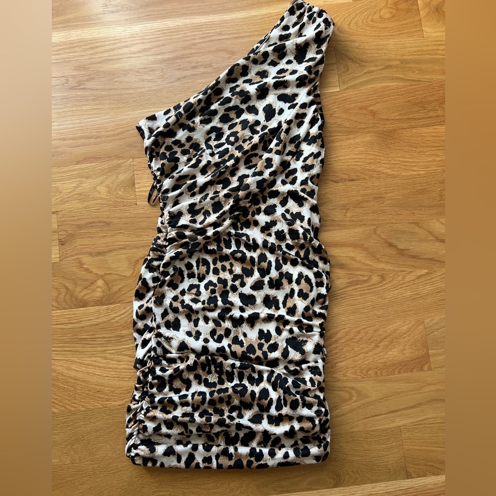 GUESS Dress🐆